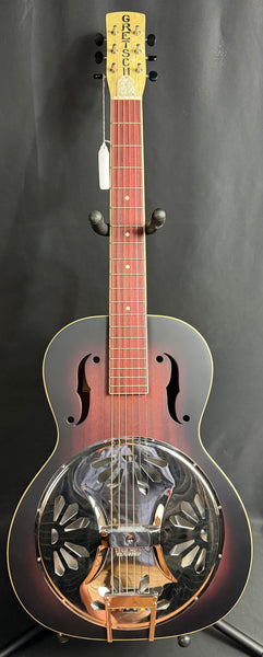 Gretsch G9220 Bobtail Round Neck Resonator Guitar w/ Fishman Nashville Pickup
