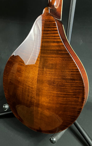 Eastman MD505-CS A-Style Mandolin Classic Sunburst Finish w/ Case