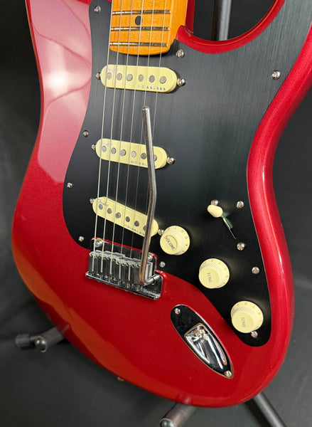 Fender American Ultra II Stratocaster Electric Guitar Sinister Red Finish w/ OHSC