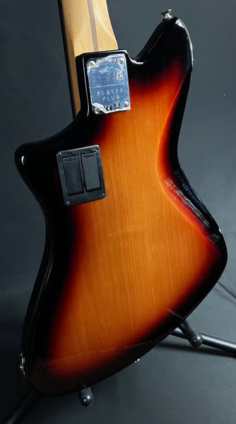 Fender Player Plus Active Meteora Bass 4-String Bass Guitar 3-Tone Sunburst w/ Gig Bag
