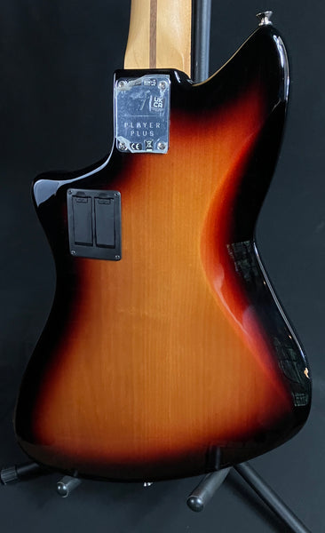 Fender Player Plus Active Meteora Bass 4-String Bass Guitar 3-Tone Sunburst w/ Gig Bag