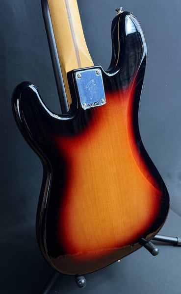 Fender Player II Precision Bass 4-String Bass Guitar 3-Tone Sunburst Finish