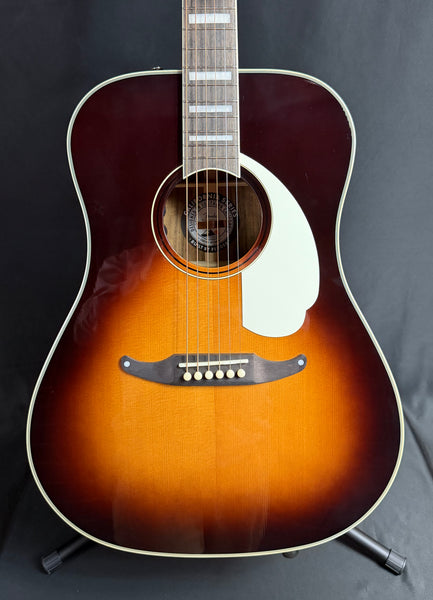 Fender King Vintage Dreadnought Acoustic-Electric Guitar Mojave Finish w/ OHSC (559)