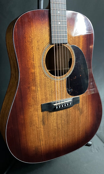 Martin D-16E Dreadnought Acoustic-Electric Guitar Ovangkol Burst w/ Case