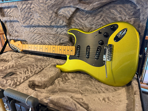 Fender American Ultra II Stratocaster Electric Guitar Solar Flare Finish w/ OHSC