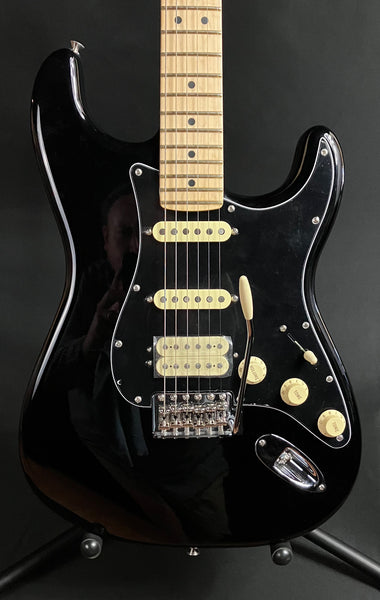Fender American Performer Stratocaster HSS Electric Guitar Gloss Black w/ Gig Bag