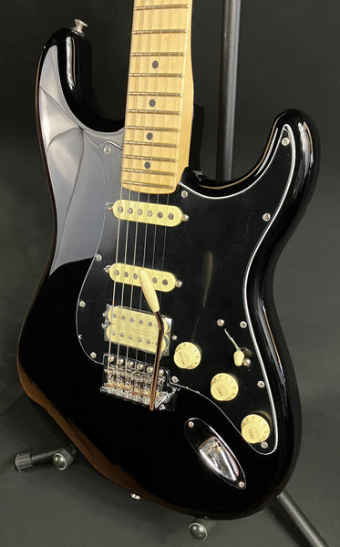 Fender American Performer Stratocaster HSS Electric Guitar Gloss Black w/ Gig Bag