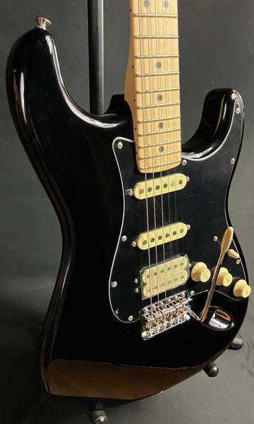 Fender American Performer Stratocaster HSS Electric Guitar Gloss Black w/ Gig Bag