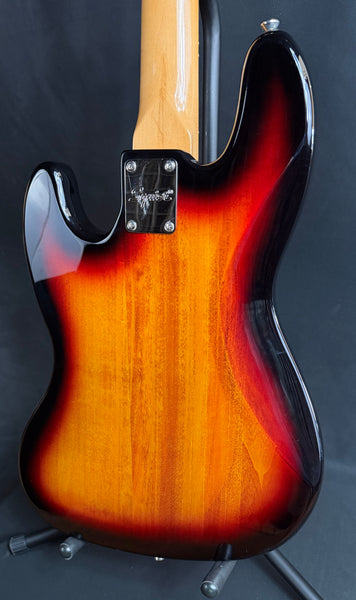 Squier Classic Vibe 60's Jazz Bass 4-String Bass Guitar 3-Tone Sunburst (725)