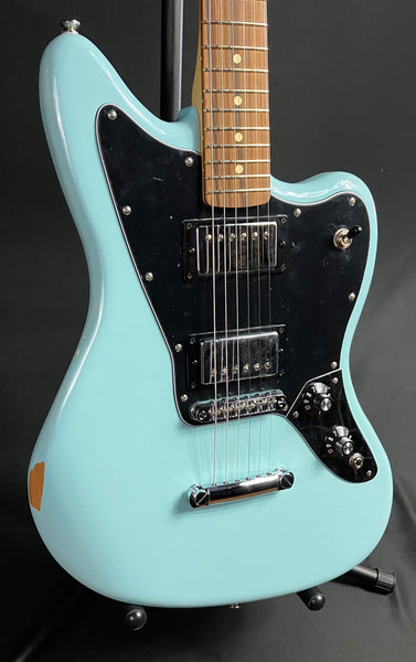 Fender Limited Edition Player Jaguar HH Electric Guitar Daphne Blue Finish
