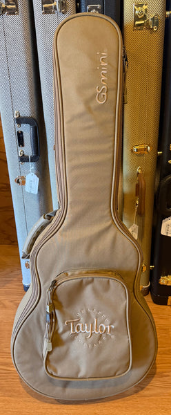 Taylor GS Mini-e Rosewood Acoustic-Electric Guitar Natural Satin w/ Gig Bag