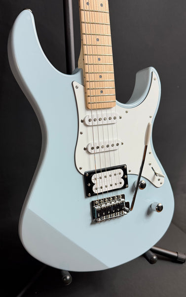 Yamaha PAC112VM Pacifica Electric Guitar Ice Blue Finish (001)