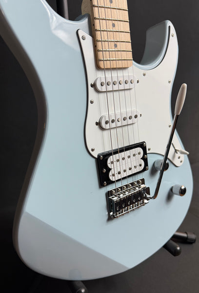 Yamaha PAC112VM Pacifica Electric Guitar Ice Blue Finish (001)