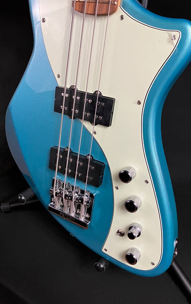 Fender Player Plus Active Meteora Bass 4-String Bass Guitar Opal Spark w/ Gig Bag