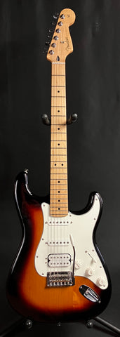 Fender Player Stratocaster HSS Electric Guitar 3-Tone Sunburst Finish