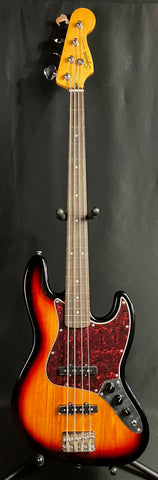 Squier Classic Vibe 60's Jazz Bass 4-String Bass Guitar 3-Tone Sunburst