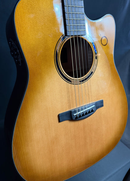 Yamaha TAG3 C TransAcoustic Dreadnought Cutaway Acoustic-Electric Guitar Sand Burst w/ Case (437)