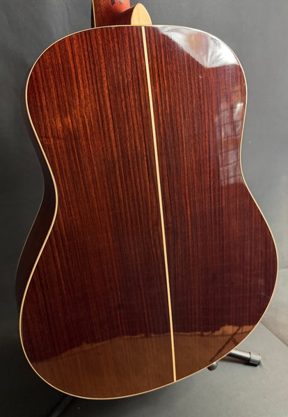 Yamaha LL16 ARE Handcrafted Dreadnought Acoustic-Electric Guitar Gloss Natural w/ Soft Case (561)