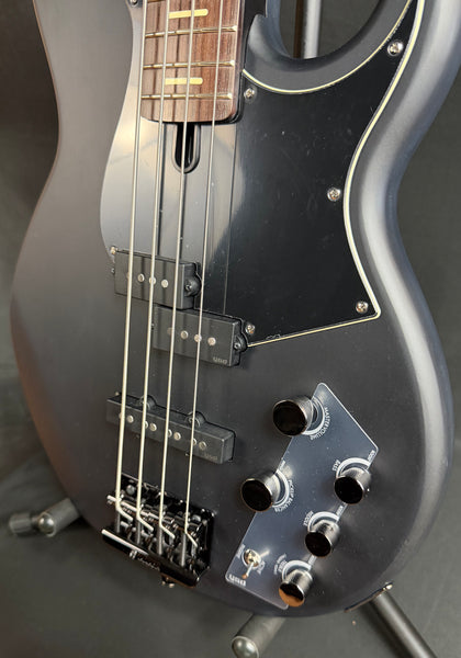 Yamaha BB734A Broad Bass 4-String Bass Guitar Translucent Matte Black w/ Gig Bag (561)
