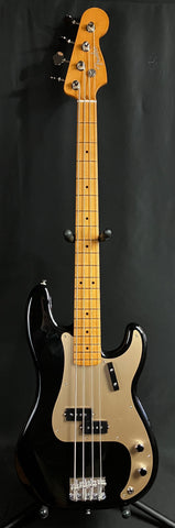 Fender Vintera II '50s Precision Bass 4-String Bass Guitar Gloss Black w/ Gig Bag