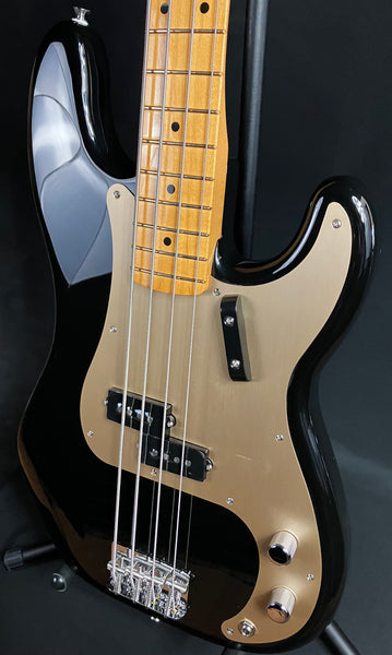 Fender Vintera II '50s Precision Bass 4-String Bass Guitar Gloss Black w/ Gig Bag