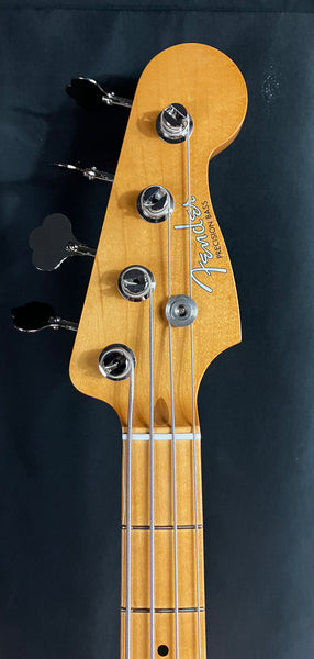Fender Vintera II '50s Precision Bass 4-String Bass Guitar Gloss Black w/ Gig Bag
