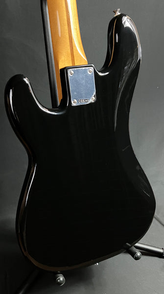 Fender Vintera II '50s Precision Bass 4-String Bass Guitar Gloss Black w/ Gig Bag