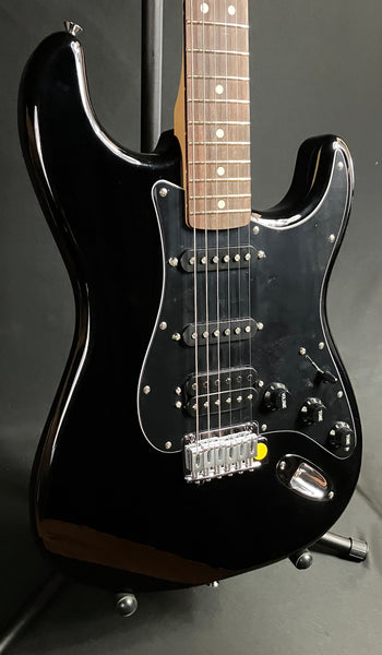 Fender Standard Stratocaster HSS (2025) Electric Guitar Gloss Black Finish