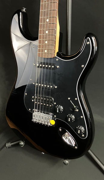 Fender Standard Stratocaster HSS (2025) Electric Guitar Gloss Black Finish