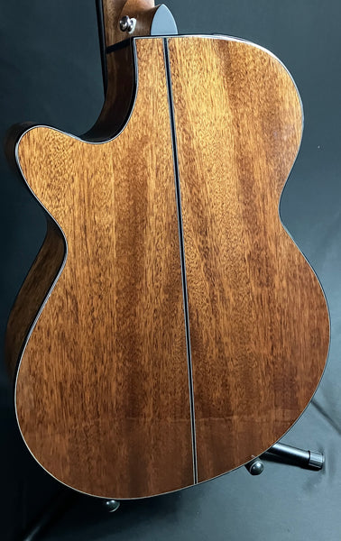 Takamine GF30CE Concert Cutaway Acoustic-Electric Guitar Gloss Natural Finish