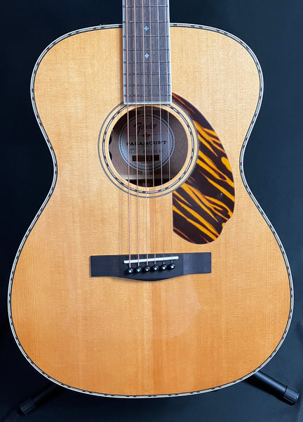 Fender PO-220E Orchestra Acoustic-Electric Guitar Gloss Natural w/ OHSC