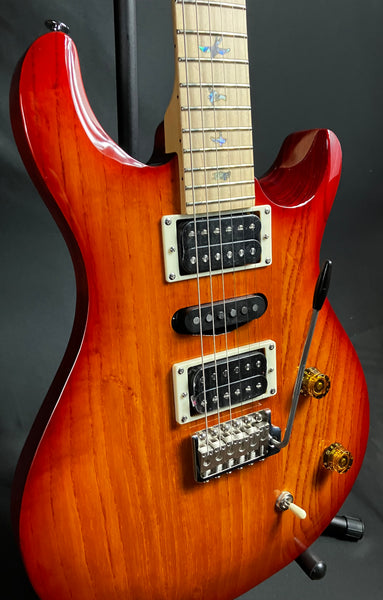 Jackson JS32Q DKA Dinky Arch Top Electric Guitar Dark Sunburst w/ Floyd Rose