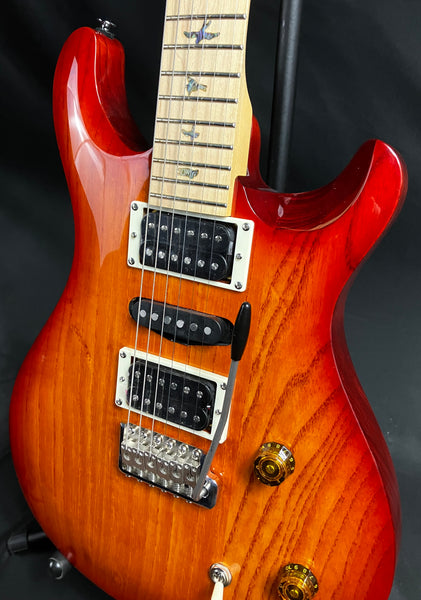 Jackson JS32Q DKA Dinky Arch Top Electric Guitar Dark Sunburst w/ Floyd Rose