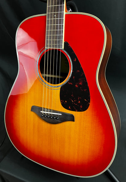 Yamaha FG830AB Dreadnought Acoustic Guitar Autumn Burst Finish