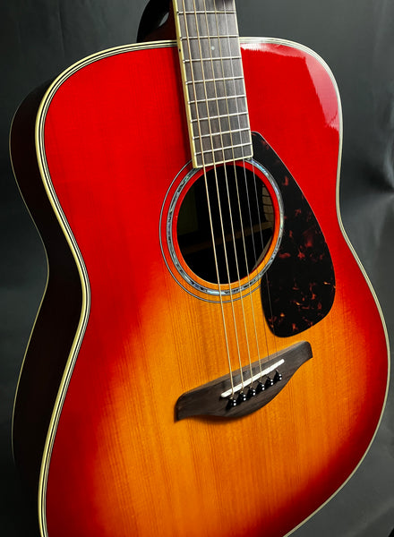 Yamaha FG830AB Dreadnought Acoustic Guitar Autumn Burst Finish