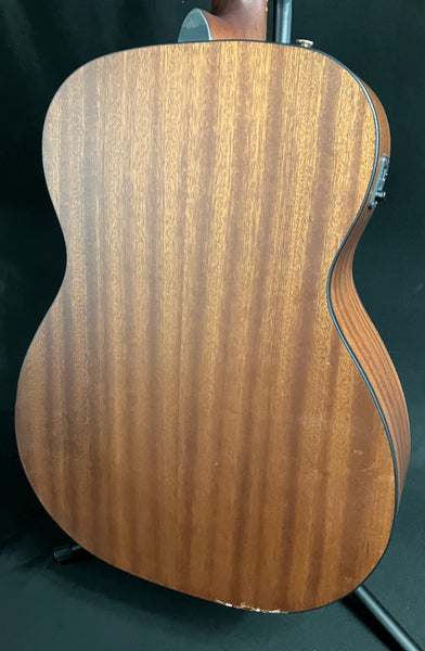 Fender Monterey Standard Concert Acoustic-Electric Guitar Black Satin