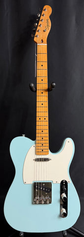 Squier Classic Vibe 50's Telecaster Electric Guitar Sonic Blue Finish (617)