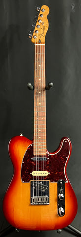 Fender Player Plus Active Meteora Bass 4-String Bass Guitar 3-Tone Sunburst (615)