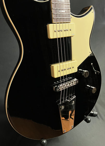 Yamaha RSS02T Revstar Standard Electric Guitar Gloss Black Finish w/ Gig Bag (104)