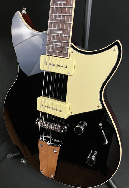 Yamaha RSS02T Revstar Standard Electric Guitar Gloss Black Finish w/ Gig Bag (104)