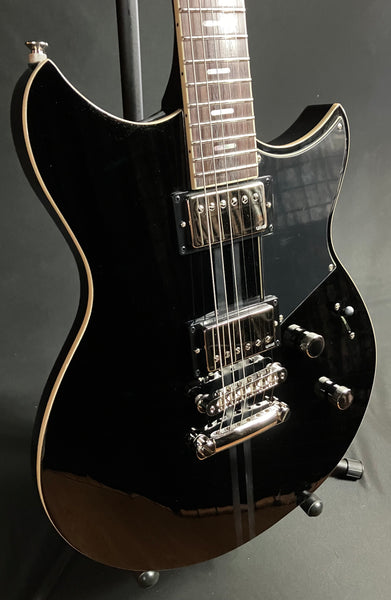 Yamaha RSS20 Revstar Standard Electric Guitar Gloss Black Finish w/ Gig Bag (049)