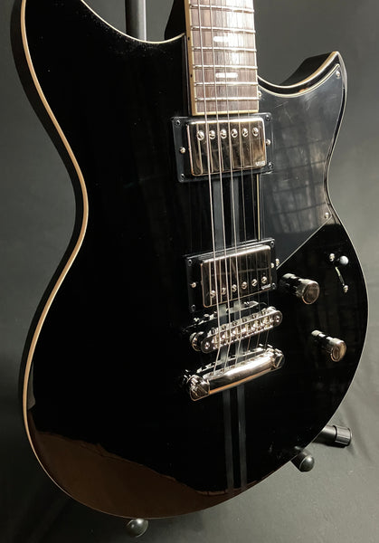 Yamaha RSS20 Revstar Standard Electric Guitar Gloss Black Finish w/ Gig Bag (049)
