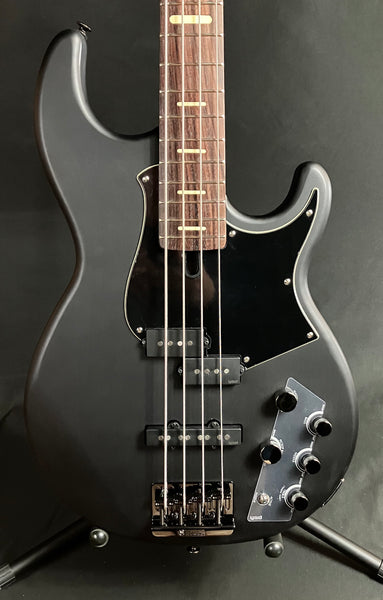 Yamaha BB734A Broad Bass 4-String Bass Guitar Translucent Matte Black w/ Gig Bag (019)