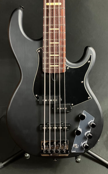 Yamaha BB735A Broad Bass 5-String Bass Guitar Translucent Matte Black w/ Gig Bag (292)