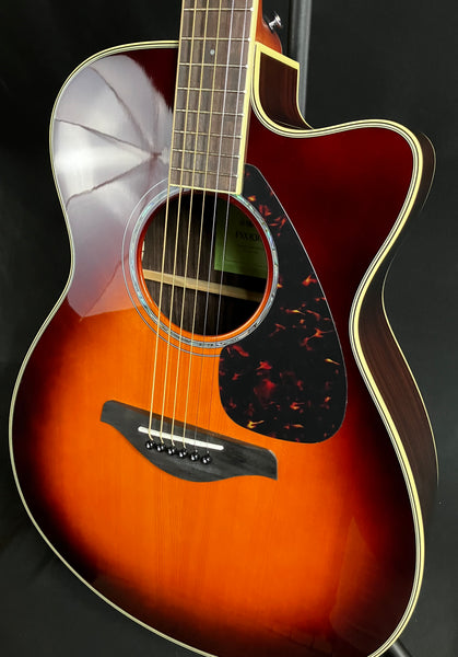 Yamaha FSX830CBS Concert Cutaway Acoustic-Electric Guitar Brown Sunburst
