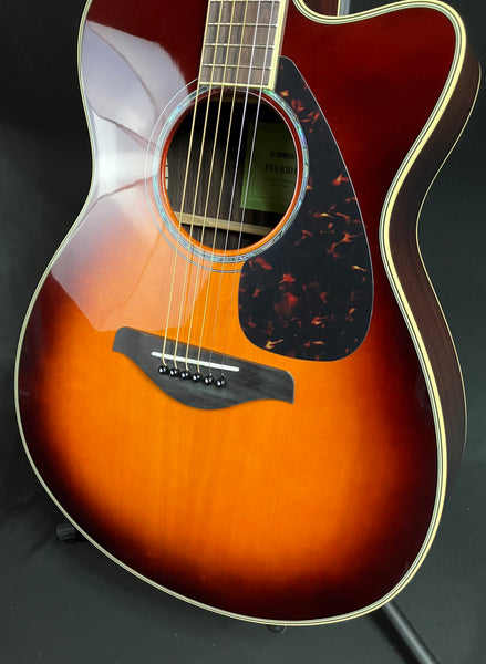 Yamaha FSX830CBS Concert Cutaway Acoustic-Electric Guitar Brown Sunburst