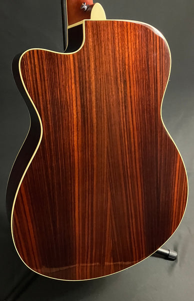 Yamaha FSX830CBS Concert Cutaway Acoustic-Electric Guitar Brown Sunburst