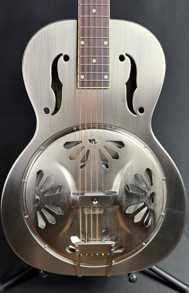 Gretsch G9221 Bobtail Steel Body Round Neck Resonator Guitar w/ Fishman Nashville Pickup