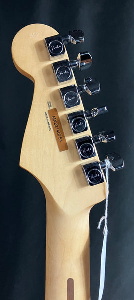 Fender Player Stratocaster Electric Guitar 3-Tone Sunburst Finish (754)