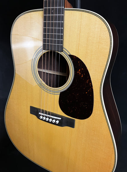 Martin D-28 Billy Strings Dreadnought Acoustic Guitar Vintage Natural Finish w/ Case (022)